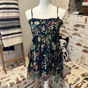 Jolt dress size small